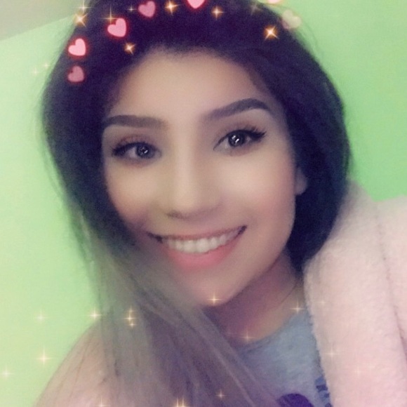 Meet your Posher, Janely - Picture 1 of 1